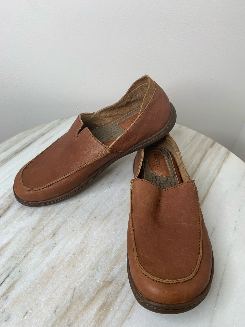 Born loafer leather sz 9 Men's Slip-On Cognac Brown style H30806